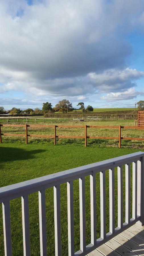 Ruth'S Retreat Country Retreat With Private Hot Tub Villa Shrewsbury Exteriör bild