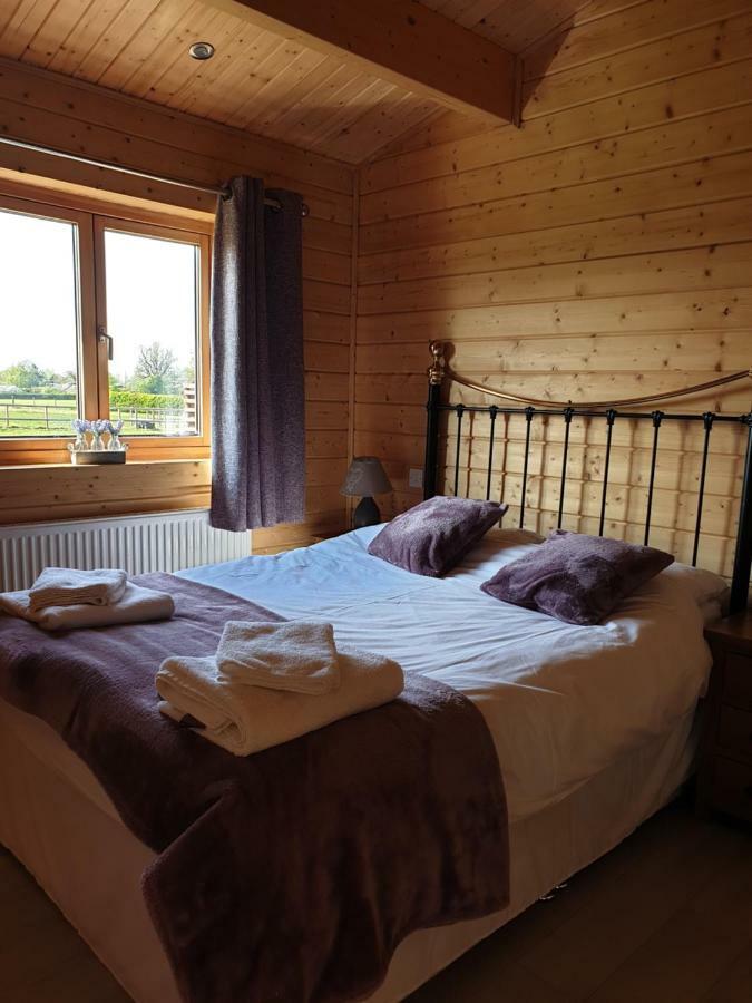 Ruth'S Retreat Country Retreat With Private Hot Tub Villa Shrewsbury Exteriör bild